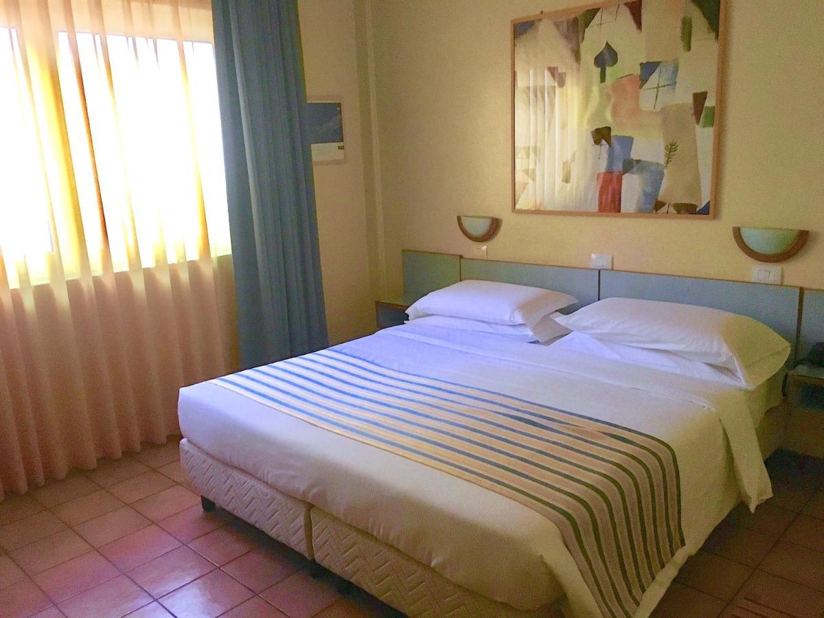 Hotel Ping Pong Lido di Ostia Ngoại thất bức ảnh
