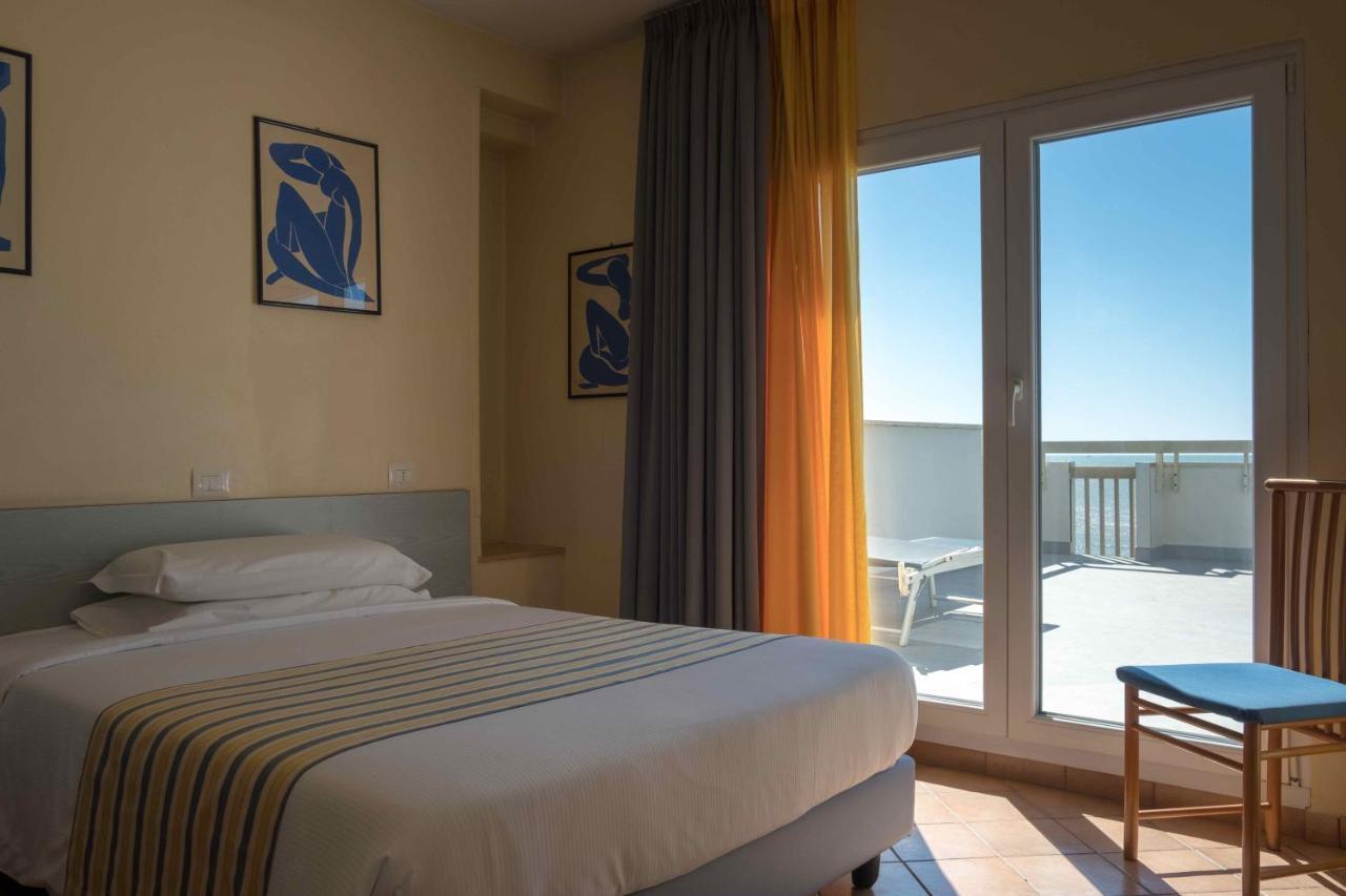 Hotel Ping Pong Lido di Ostia Ngoại thất bức ảnh